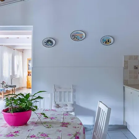 Avgeri Panormos (Skopelos)