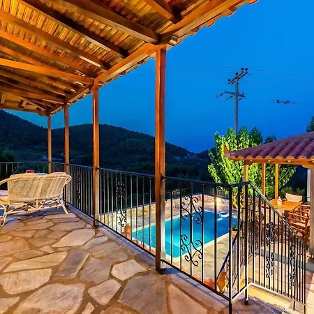 Avgeri Panormos (Skopelos)