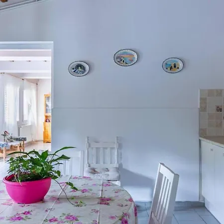 Avgeri Villa